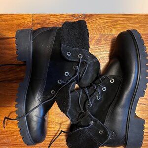 womens TEDDY FLEECE TIMBERLAND BOOTS SIZE 8
